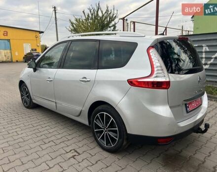 Серый Рено Гранд Сценик, объемом двигателя 1.5 л и пробегом 178 тыс. км за 10300 $, фото 14 на Automoto.ua