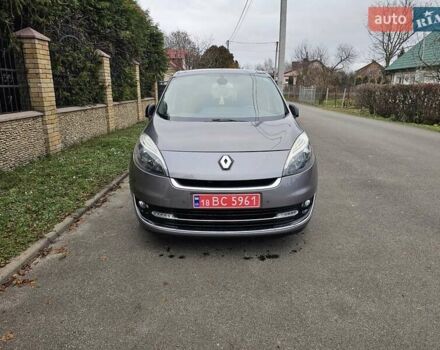 Серый Рено Гранд Сценик, объемом двигателя 1.6 л и пробегом 217 тыс. км за 8900 $, фото 1 на Automoto.ua