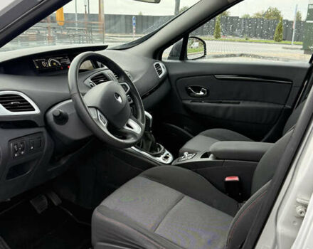 Сірий Рено Гранд Сценік, об'ємом двигуна 1.5 л та пробігом 203 тис. км за 8250 $, фото 14 на Automoto.ua