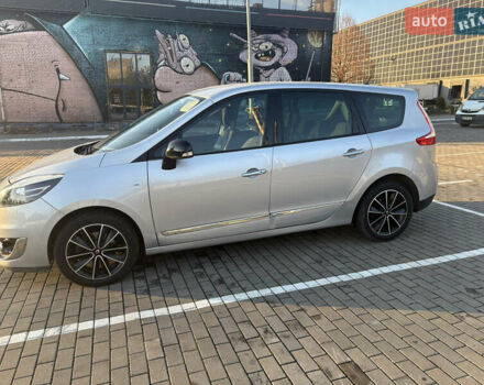 Серый Рено Гранд Сценик, объемом двигателя 1.5 л и пробегом 163 тыс. км за 8450 $, фото 11 на Automoto.ua