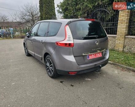 Серый Рено Гранд Сценик, объемом двигателя 1.6 л и пробегом 217 тыс. км за 8900 $, фото 6 на Automoto.ua