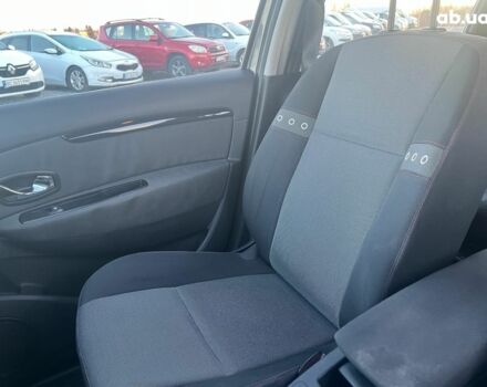 Серый Рено Гранд Сценик, объемом двигателя 1.5 л и пробегом 281 тыс. км за 9740 $, фото 16 на Automoto.ua