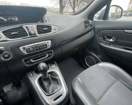 Серый Рено Гранд Сценик, объемом двигателя 1.46 л и пробегом 262 тыс. км за 7900 $, фото 10 на Automoto.ua