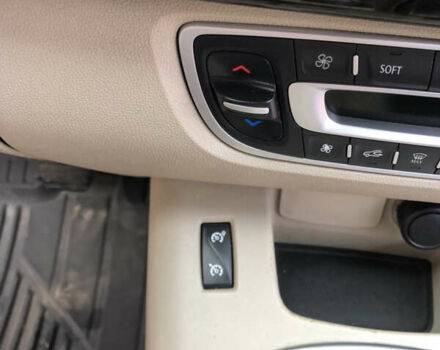 Серый Рено Гранд Сценик, объемом двигателя 2 л и пробегом 197 тыс. км за 10700 $, фото 54 на Automoto.ua