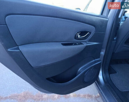 Серый Рено Гранд Сценик, объемом двигателя 1.5 л и пробегом 233 тыс. км за 9200 $, фото 22 на Automoto.ua