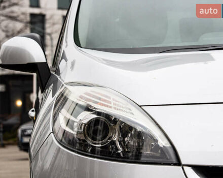 Серый Рено Гранд Сценик, объемом двигателя 1.46 л и пробегом 344 тыс. км за 7900 $, фото 12 на Automoto.ua