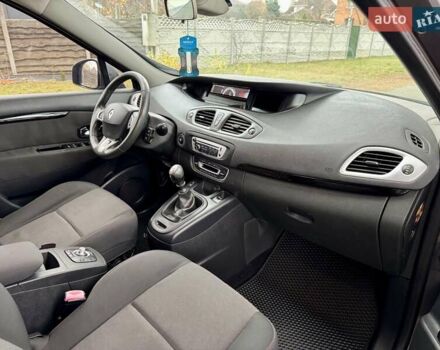 Сірий Рено Гранд Сценік, об'ємом двигуна 1.5 л та пробігом 185 тис. км за 7499 $, фото 20 на Automoto.ua
