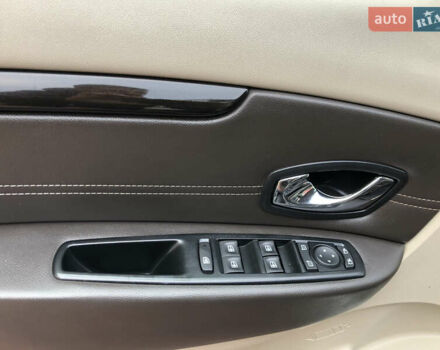 Серый Рено Гранд Сценик, объемом двигателя 2 л и пробегом 197 тыс. км за 10700 $, фото 29 на Automoto.ua