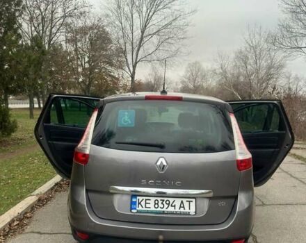 Сірий Рено Гранд Сценік, об'ємом двигуна 1.6 л та пробігом 204 тис. км за 8500 $, фото 8 на Automoto.ua