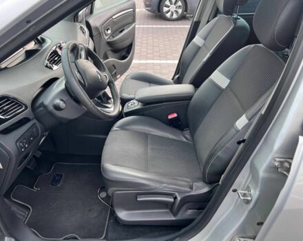 Серый Рено Гранд Сценик, объемом двигателя 1.5 л и пробегом 363 тыс. км за 7600 $, фото 16 на Automoto.ua