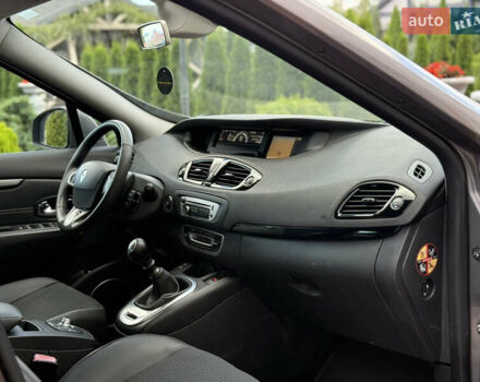 Рено Гранд Сценик 2012 в Стрые на Automoto.ua Серый Рено Гранд Сценик, объемом двигателя 1.5 л и пробегом 239 тыс. км за 9350 $, фото 53 на Automoto.ua