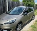 Сірий Рено Гранд Сценік, об'ємом двигуна 1.5 л та пробігом 275 тис. км за 8000 $, фото 1 на Automoto.ua