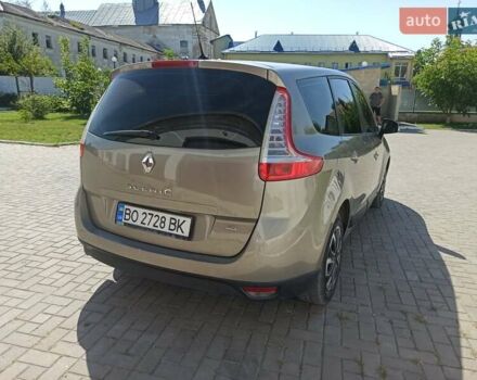 Серый Рено Гранд Сценик, объемом двигателя 1.5 л и пробегом 247 тыс. км за 8400 $, фото 6 на Automoto.ua