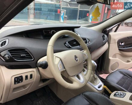 Серый Рено Гранд Сценик, объемом двигателя 2 л и пробегом 197 тыс. км за 10700 $, фото 45 на Automoto.ua