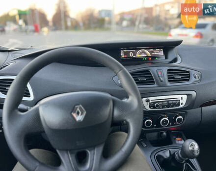 Сірий Рено Гранд Сценік, об'ємом двигуна 1.6 л та пробігом 238 тис. км за 8700 $, фото 57 на Automoto.ua