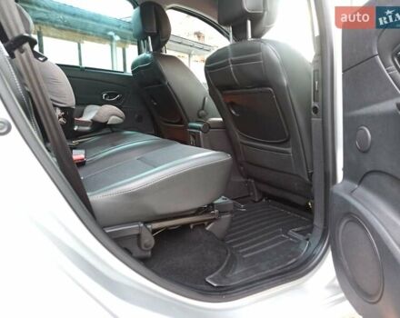 Серый Рено Гранд Сценик, объемом двигателя 1.6 л и пробегом 239 тыс. км за 8700 $, фото 69 на Automoto.ua