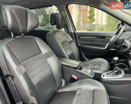 Серый Рено Гранд Сценик, объемом двигателя 1.6 л и пробегом 238 тыс. км за 9500 $, фото 4 на Automoto.ua