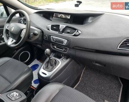 Сірий Рено Гранд Сценік, об'ємом двигуна 1.5 л та пробігом 230 тис. км за 8650 $, фото 31 на Automoto.ua