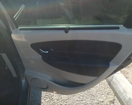 Серый Рено Гранд Сценик, объемом двигателя 1.5 л и пробегом 309 тыс. км за 8750 $, фото 6 на Automoto.ua