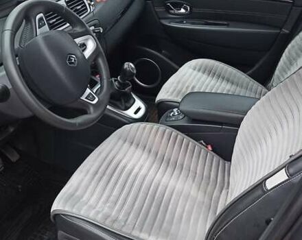 Сірий Рено Гранд Сценік, об'ємом двигуна 1.5 л та пробігом 230 тис. км за 8500 $, фото 9 на Automoto.ua