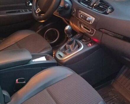 Сірий Рено Гранд Сценік, об'ємом двигуна 1.6 л та пробігом 250 тис. км за 8750 $, фото 10 на Automoto.ua