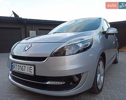 Серый Рено Гранд Сценик, объемом двигателя 1.6 л и пробегом 239 тыс. км за 8700 $, фото 28 на Automoto.ua