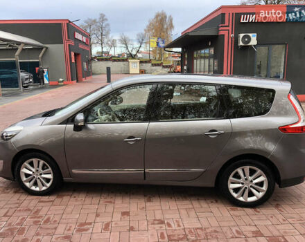 Серый Рено Гранд Сценик, объемом двигателя 2 л и пробегом 197 тыс. км за 10700 $, фото 8 на Automoto.ua