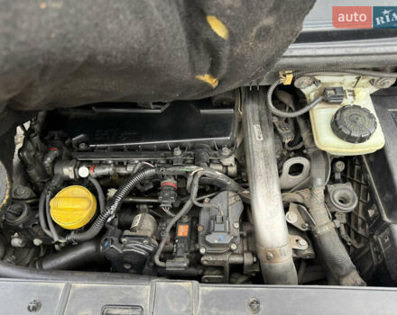 Серый Рено Гранд Сценик, объемом двигателя 2 л и пробегом 187 тыс. км за 8750 $, фото 36 на Automoto.ua