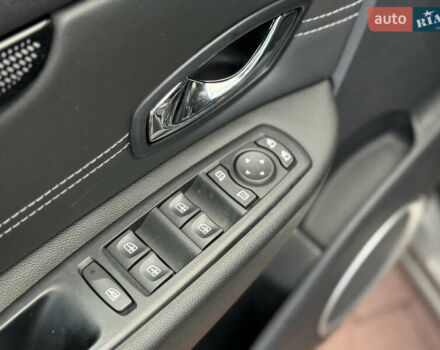 Серый Рено Гранд Сценик, объемом двигателя 1.5 л и пробегом 239 тыс. км за 8999 $, фото 38 на Automoto.ua