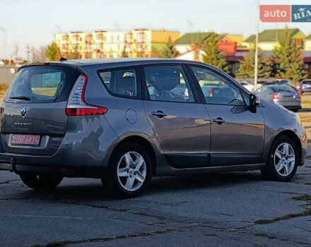 Серый Рено Гранд Сценик, объемом двигателя 1.5 л и пробегом 233 тыс. км за 9200 $, фото 11 на Automoto.ua