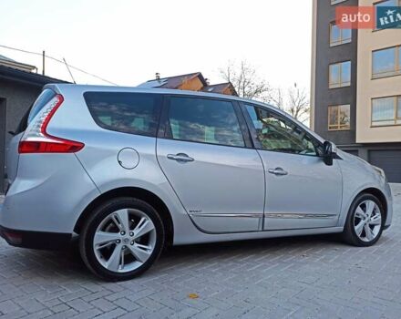 Серый Рено Гранд Сценик, объемом двигателя 1.6 л и пробегом 239 тыс. км за 8700 $, фото 42 на Automoto.ua