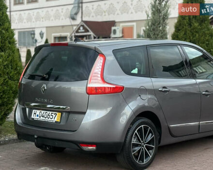 Серый Рено Гранд Сценик, объемом двигателя 2 л и пробегом 241 тыс. км за 10950 $, фото 32 на Automoto.ua