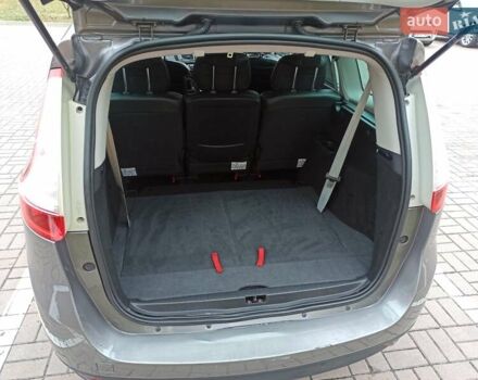 Серый Рено Гранд Сценик, объемом двигателя 1.6 л и пробегом 205 тыс. км за 10500 $, фото 28 на Automoto.ua