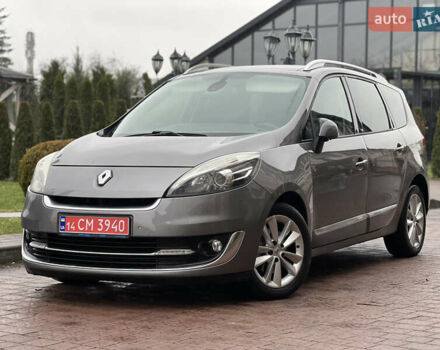 Серый Рено Гранд Сценик, объемом двигателя 1.6 л и пробегом 238 тыс. км за 9500 $, фото 12 на Automoto.ua