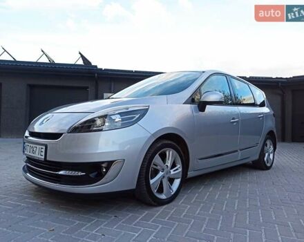 Серый Рено Гранд Сценик, объемом двигателя 1.6 л и пробегом 239 тыс. км за 8700 $, фото 17 на Automoto.ua