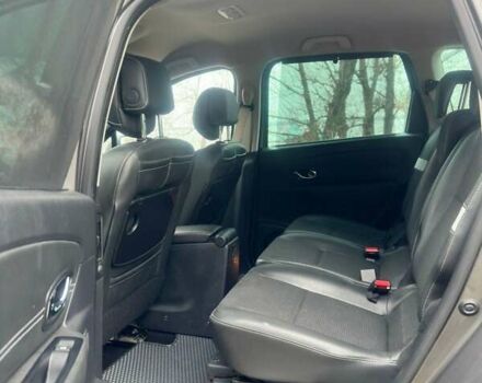 Сірий Рено Гранд Сценік, об'ємом двигуна 1.6 л та пробігом 204 тис. км за 8500 $, фото 20 на Automoto.ua