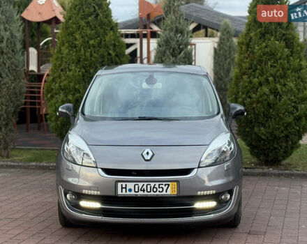 Серый Рено Гранд Сценик, объемом двигателя 2 л и пробегом 241 тыс. км за 10950 $, фото 16 на Automoto.ua