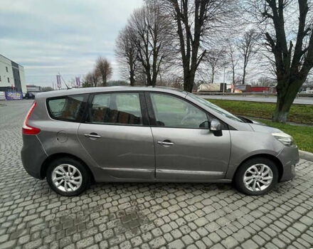 Серый Рено Гранд Сценик, объемом двигателя 1.46 л и пробегом 262 тыс. км за 7900 $, фото 5 на Automoto.ua