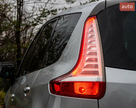 Серый Рено Гранд Сценик, объемом двигателя 1.46 л и пробегом 344 тыс. км за 7900 $, фото 14 на Automoto.ua