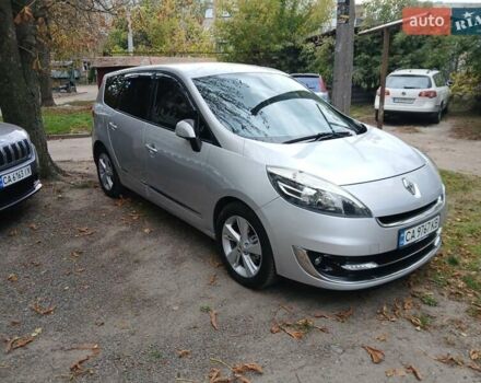 Сірий Рено Гранд Сценік, об'ємом двигуна 1.6 л та пробігом 250 тис. км за 8750 $, фото 9 на Automoto.ua