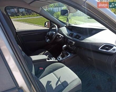 Серый Рено Гранд Сценик, объемом двигателя 1.5 л и пробегом 247 тыс. км за 8400 $, фото 10 на Automoto.ua