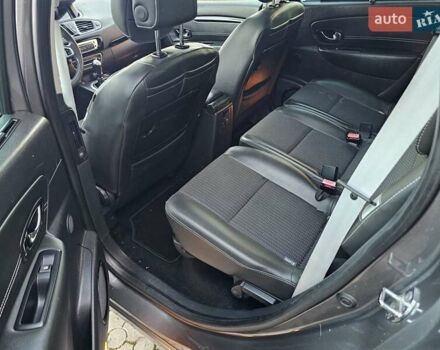 Сірий Рено Гранд Сценік, об'ємом двигуна 1.6 л та пробігом 216 тис. км за 8800 $, фото 11 на Automoto.ua