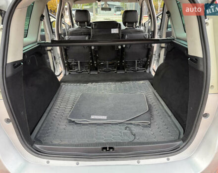 Серый Рено Гранд Сценик, объемом двигателя 2 л и пробегом 187 тыс. км за 8750 $, фото 29 на Automoto.ua