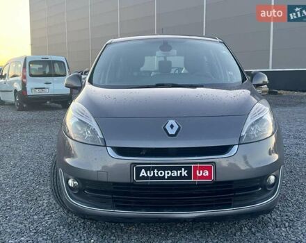 Серый Рено Гранд Сценик, объемом двигателя 1.5 л и пробегом 281 тыс. км за 9740 $, фото 1 на Automoto.ua
