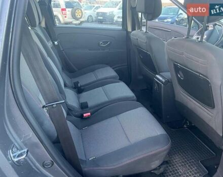 Серый Рено Гранд Сценик, объемом двигателя 1.5 л и пробегом 281 тыс. км за 9740 $, фото 26 на Automoto.ua