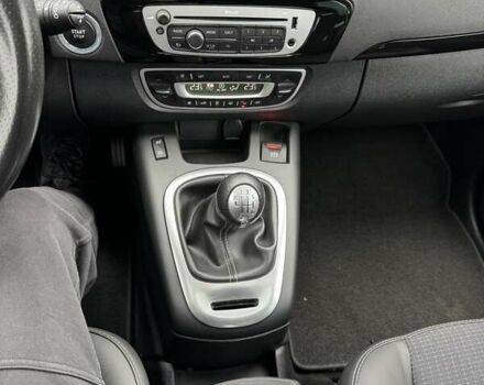 Сірий Рено Гранд Сценік, об'ємом двигуна 1.5 л та пробігом 168 тис. км за 10950 $, фото 34 на Automoto.ua