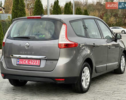 Сірий Рено Гранд Сценік, об'ємом двигуна 1.5 л та пробігом 210 тис. км за 10000 $, фото 9 на Automoto.ua