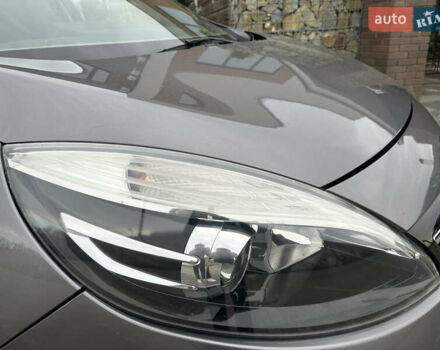 Серый Рено Гранд Сценик, объемом двигателя 1.6 л и пробегом 229 тыс. км за 10650 $, фото 20 на Automoto.ua