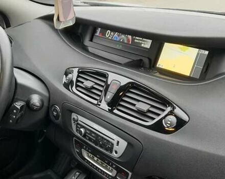 Серый Рено Гранд Сценик, объемом двигателя 1.46 л и пробегом 223 тыс. км за 11199 $, фото 22 на Automoto.ua