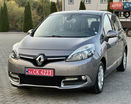 Сірий Рено Гранд Сценік, об'ємом двигуна 1.5 л та пробігом 210 тис. км за 10000 $, фото 21 на Automoto.ua